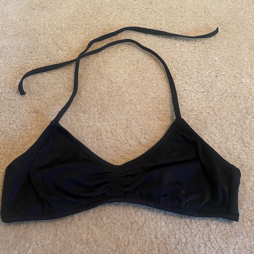 Victoria’s Secret bikini top. Black, size large.
